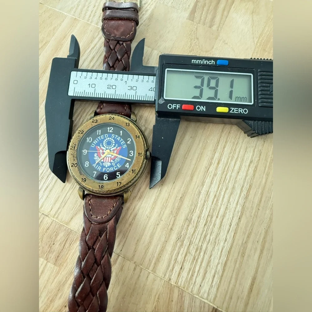 Vintage Guess United States Air force brown leather watch NEW BATTERY